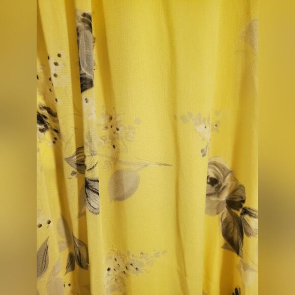 ASOS Yellow Floral Maxi Dress with Back V Cut Sz 6 - Picture 7 of 12